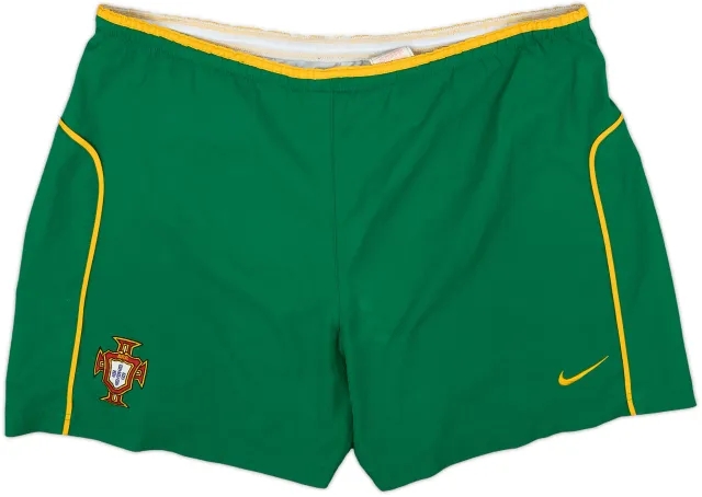 2002-04 Portugal Home Shorts - 5/10 - (L)
