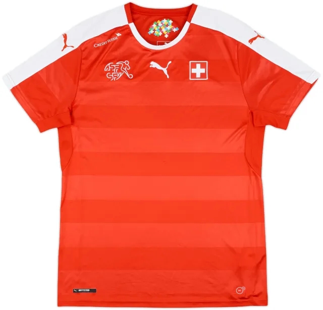 2016-17 Switzerland Home Shirt - 6/10 - (L)