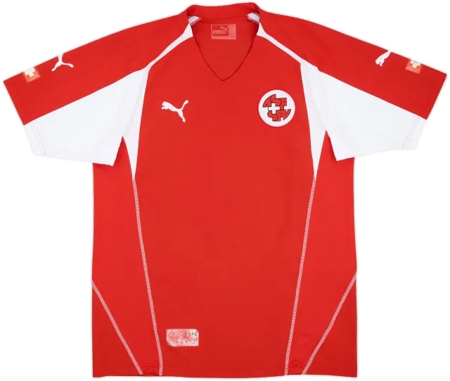 2004-06 Switzerland Home Shirt - 7/10 - (L)