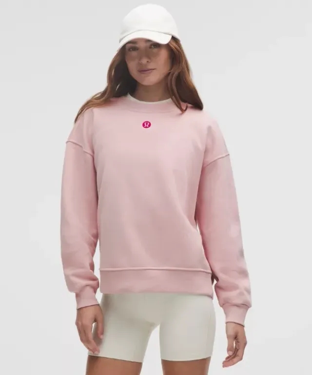 lululemon – Women's Perfectly Oversized Fleece Crew Sweatshirt Logo – Color Pink – Size XS