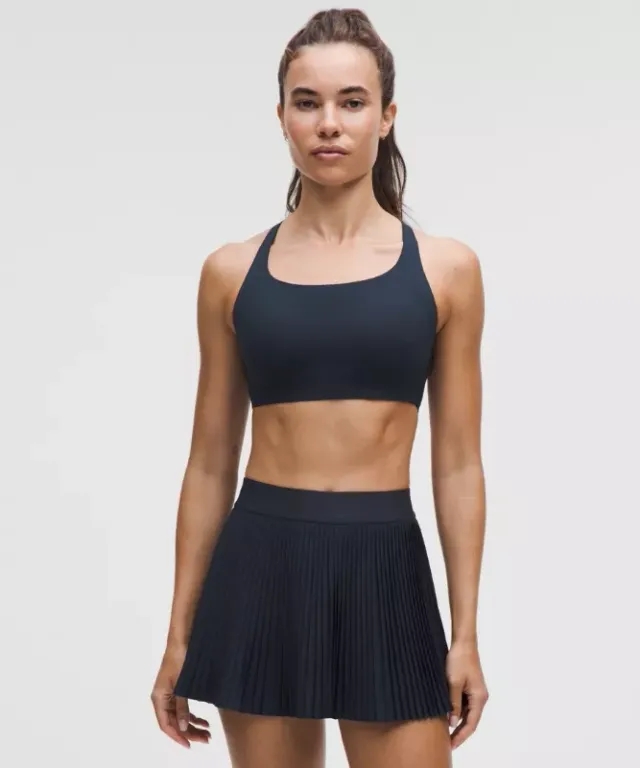 lululemon – Women's Everlux Strappy-Back Sports Bra Medium Support, B/C Cup – Color Blue – Size Small