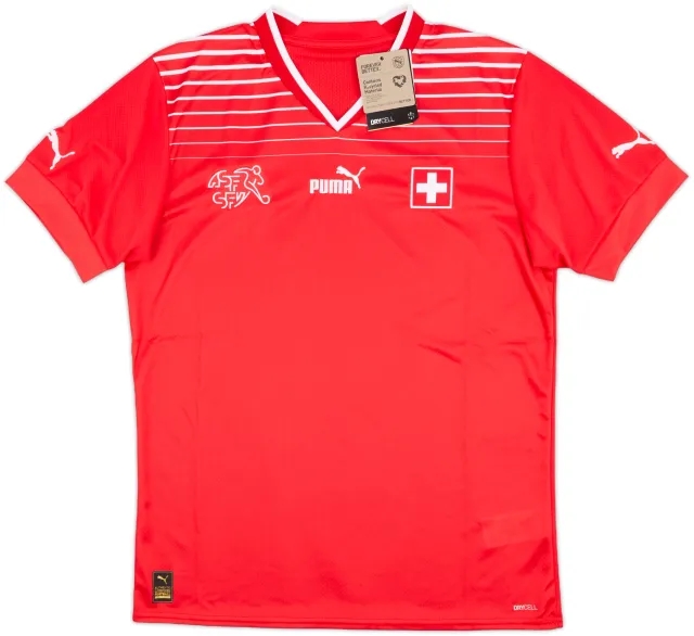 2022-23 Switzerland Home Shirt (M)