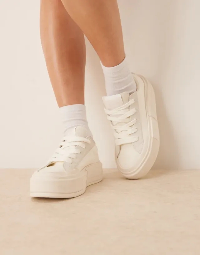 Converse Chuck Taylor All Star Cruise Ox Trainers In White
