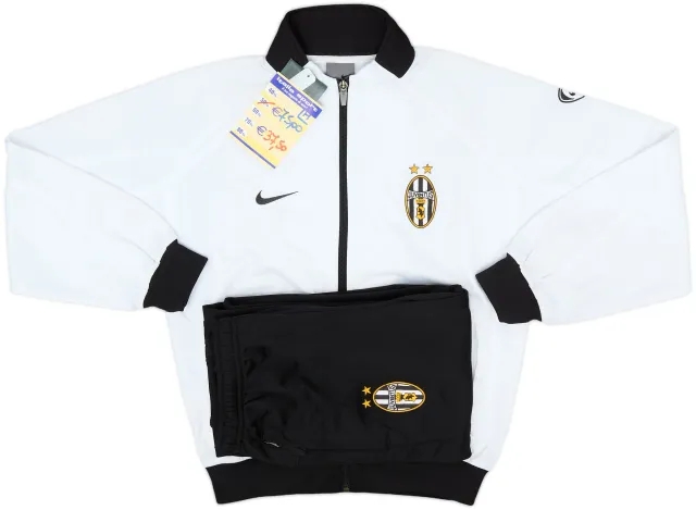 2003-04 Juventus Nike Tracksuit (M.Boys)