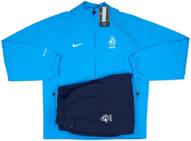 2004-06 Netherlands Nike Tracksuit (S)