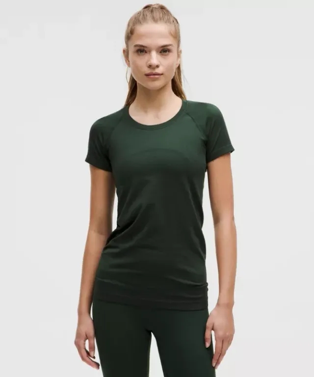 lululemon – Women's Swiftly Tech Short-Sleeve Shirt 2.0 Hip Length – Color Green – Size 0