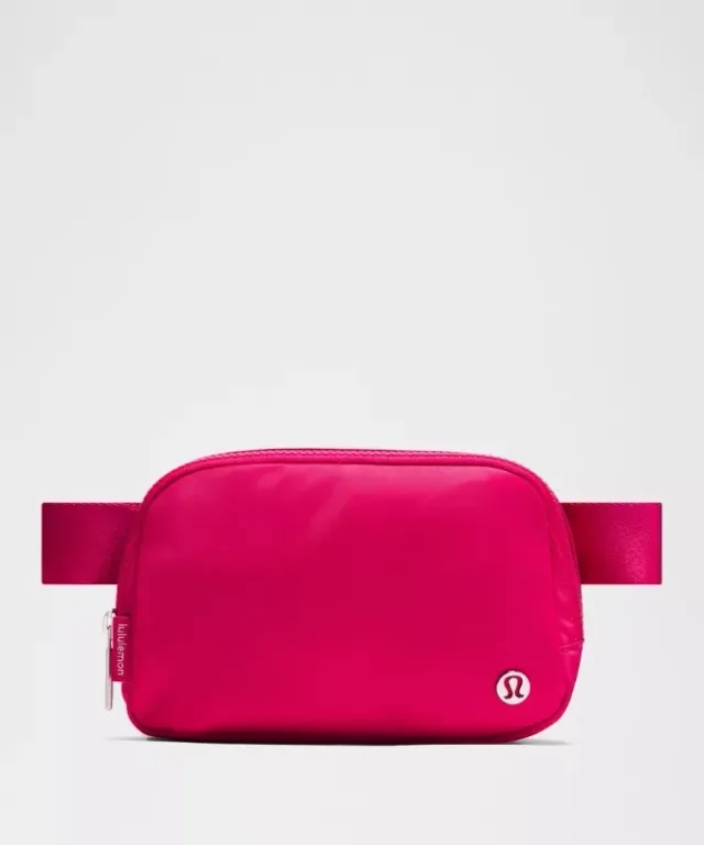 lululemon – Everywhere Belt Bag 1L – Color Pink/Neon