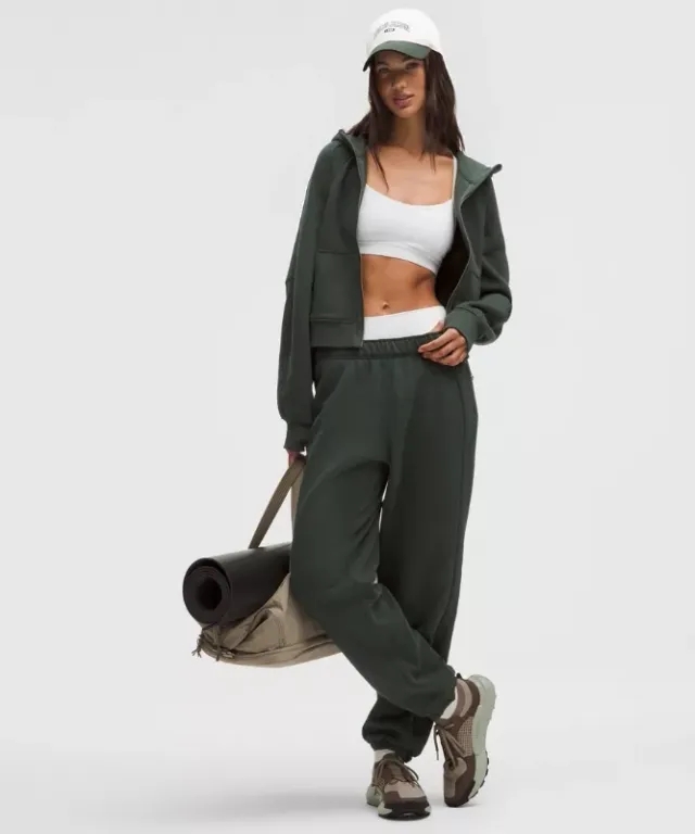 lululemon – Women's Scuba Mid-Rise Oversized Joggers Regular – Color Green – Size Large