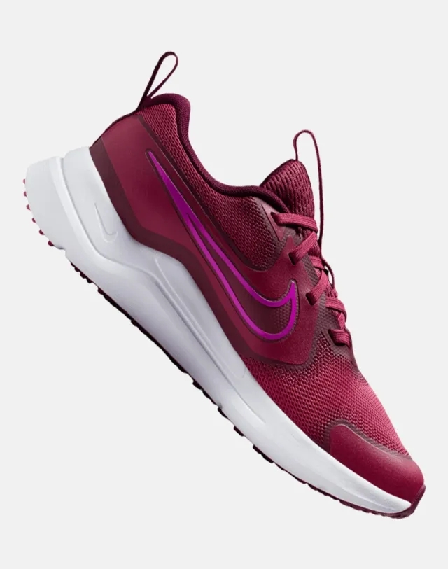 Nike Older Kids Cosmic Runner Shoes in Purple 