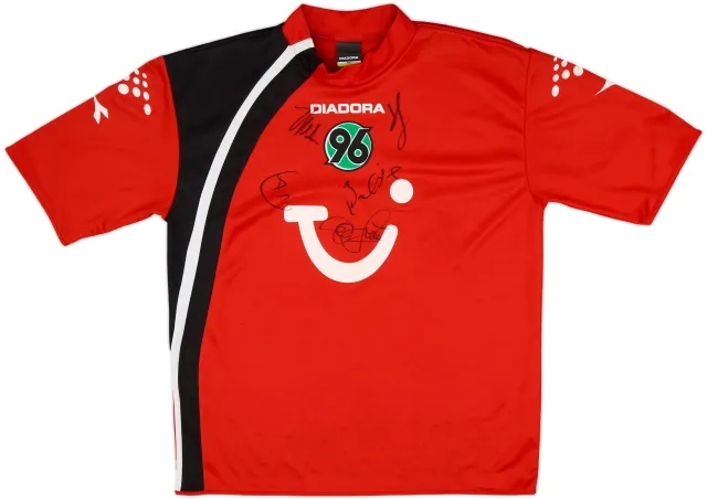 Diadora Hannover 96 Boys SS Home Shirt 2005/06