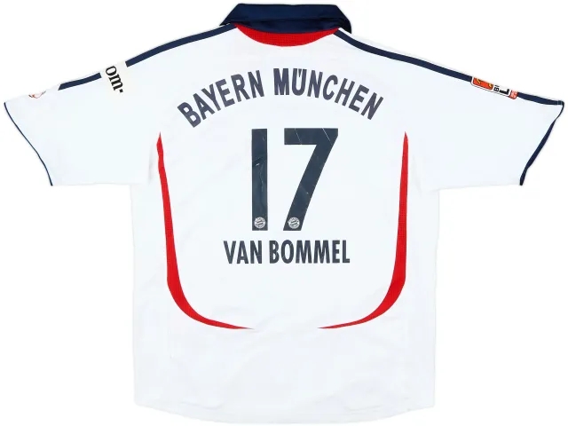 adidas Bayern Munich Boys SS Away Shirt 2006/07