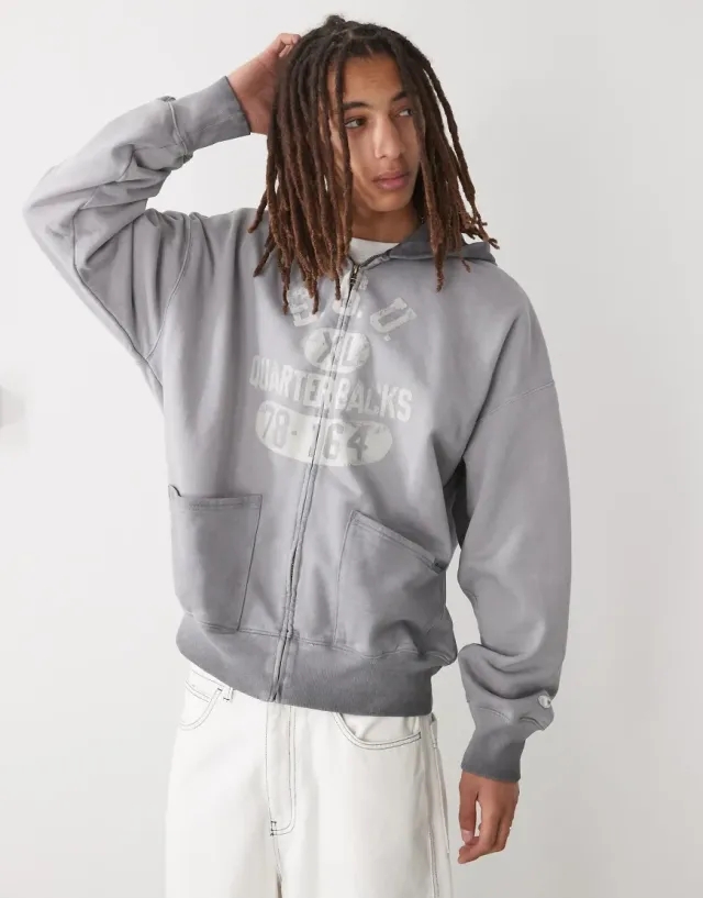 Champion Graphic Hoodie In Washed Black