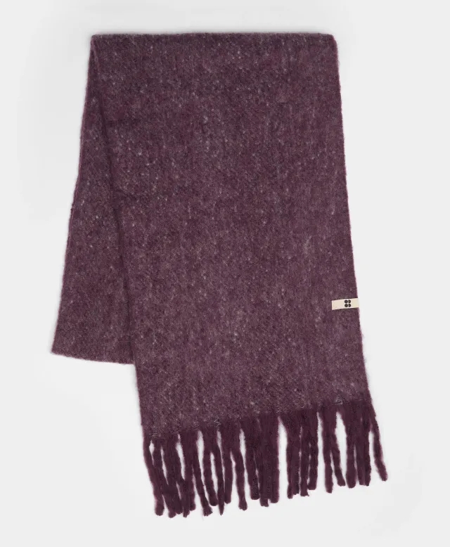 Soft Cloud Tassel Scarf