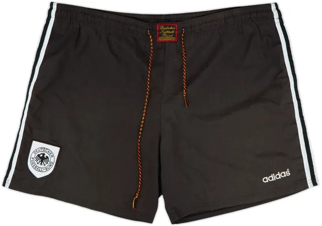 1996-98 Germany Home Shorts - 4/10 - (L)