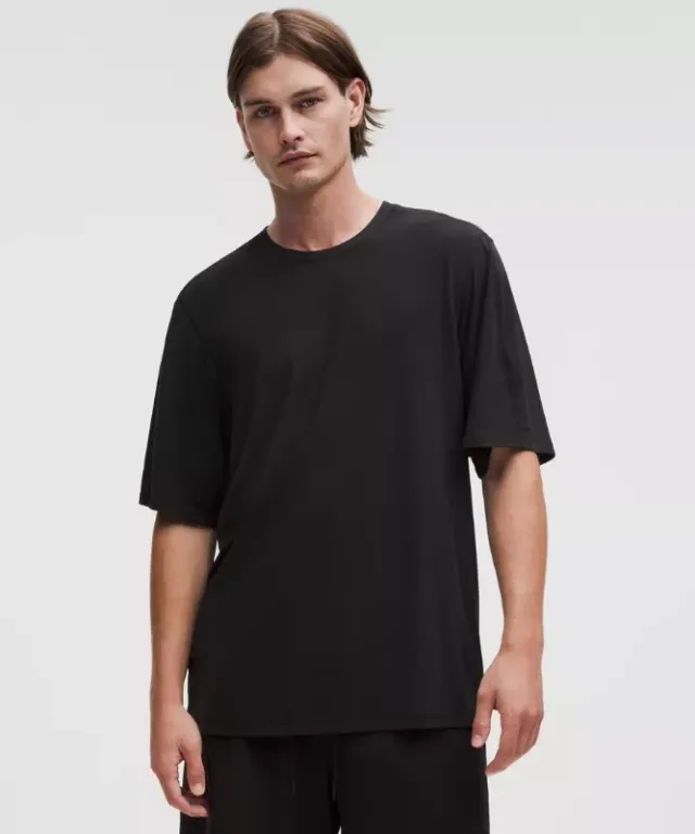lululemon – Men's Brushed Yoga Crewneck T-Shirt – Color Black – Size Large