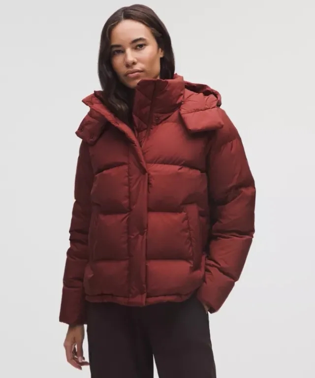 lululemon – Women's Wunder Puff 600-Down-Fill Jacket – Color Red – Size 0