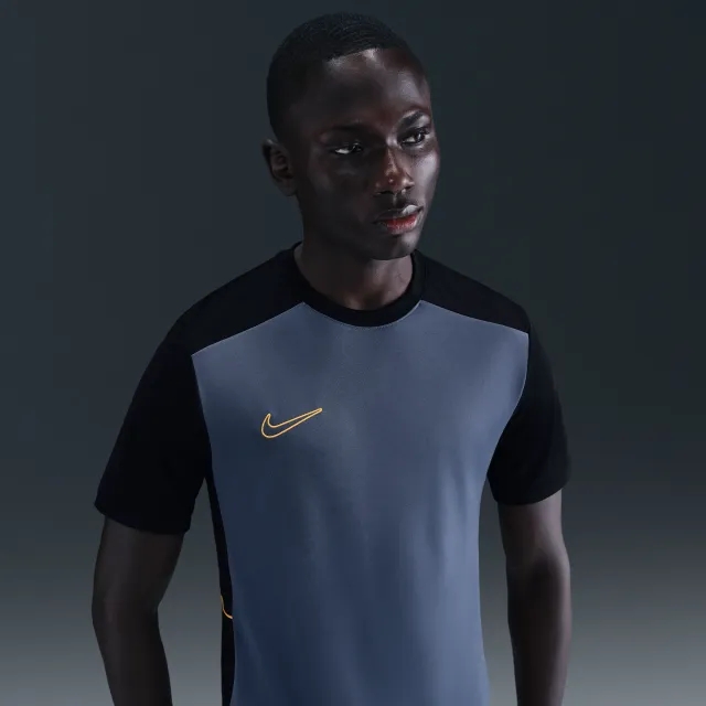 Nike Academy Men's Dri-FIT Short-Sleeve Football Top - Blue - Recycled Polyester