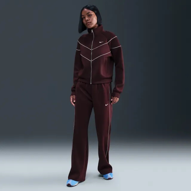 Nike Sportswear Windrunner Women's Mid-Rise Slim Knit Trousers - Red - Recycled Polyester Minimum