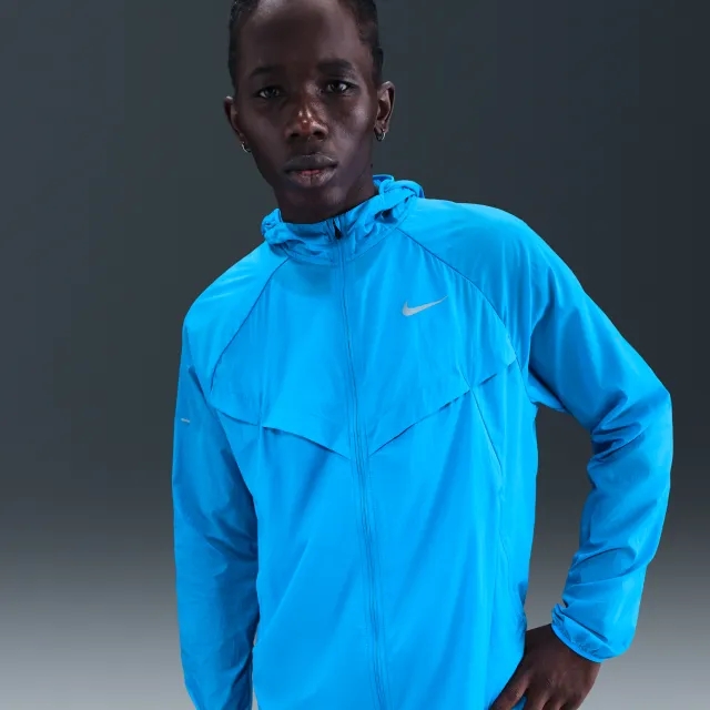 Nike Stride Men's Repel UV Running Jacket - Blue - Recycled Fibres