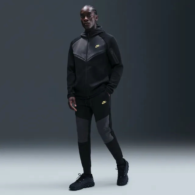 Nike Tech Men's Fleece Joggers - Black - Sustainable Blends